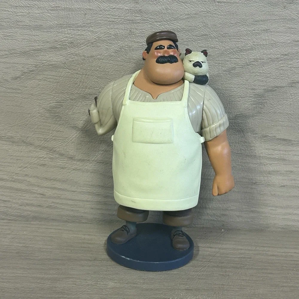 Disney Luca Massimo & Machiavelli Cat Action Figure or Cake Topper